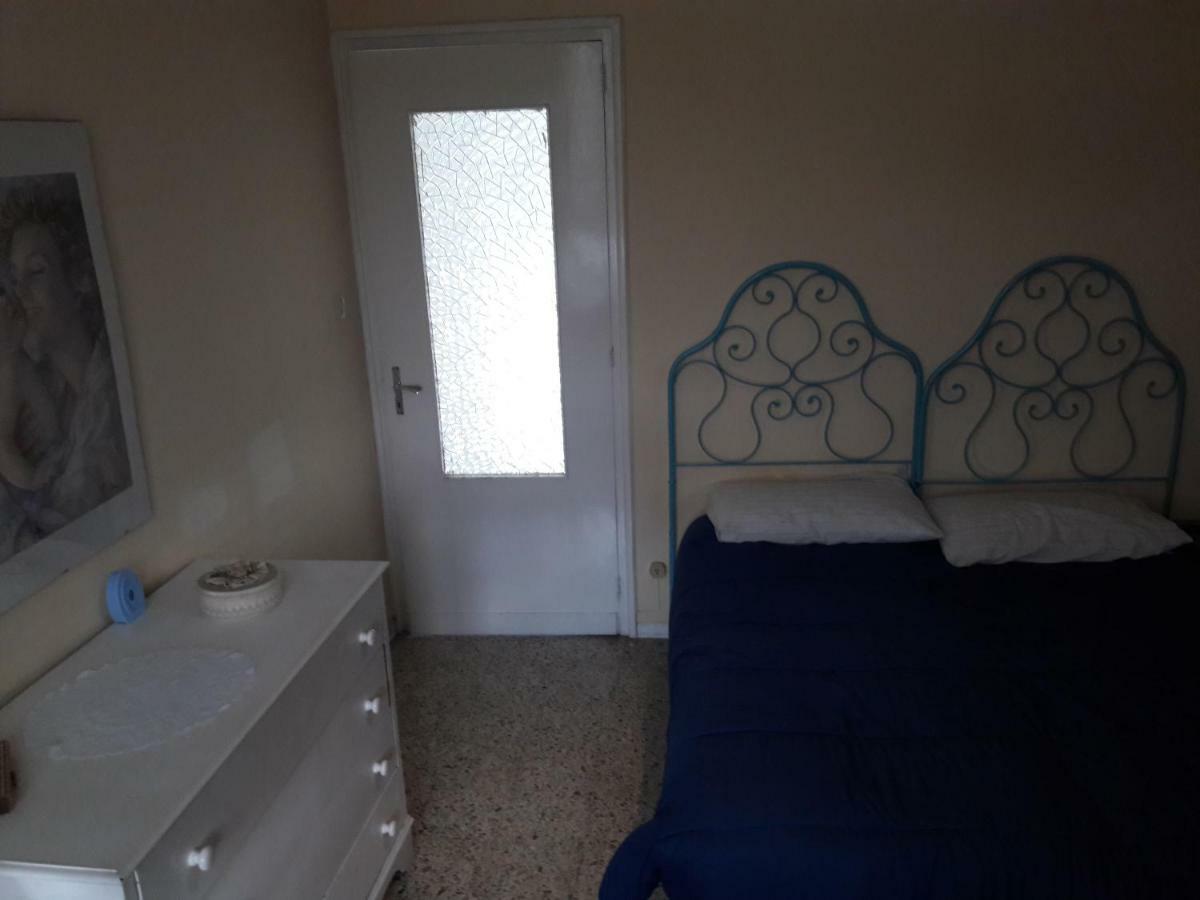 Appartamento In Villa 阿奇雷亚莱 外观 照片